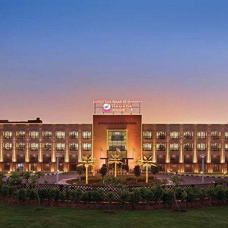 Ramada Encore By Wyndham Statue Of Unity Kevadia Extérieur photo