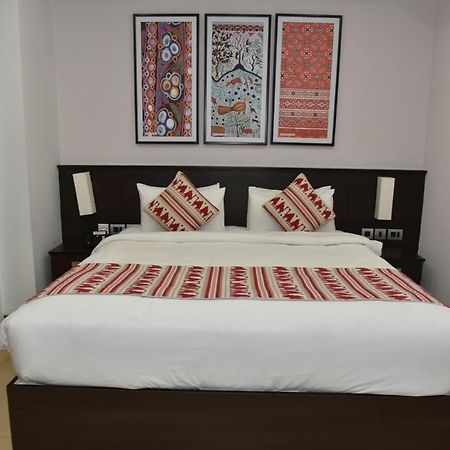 Ramada Encore By Wyndham Statue Of Unity Kevadia Extérieur photo
