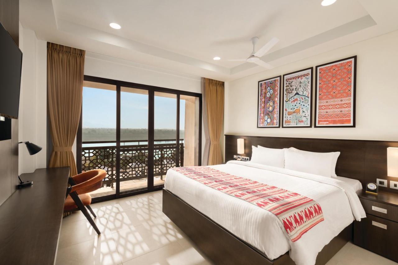 Ramada Encore By Wyndham Statue Of Unity Kevadia Extérieur photo