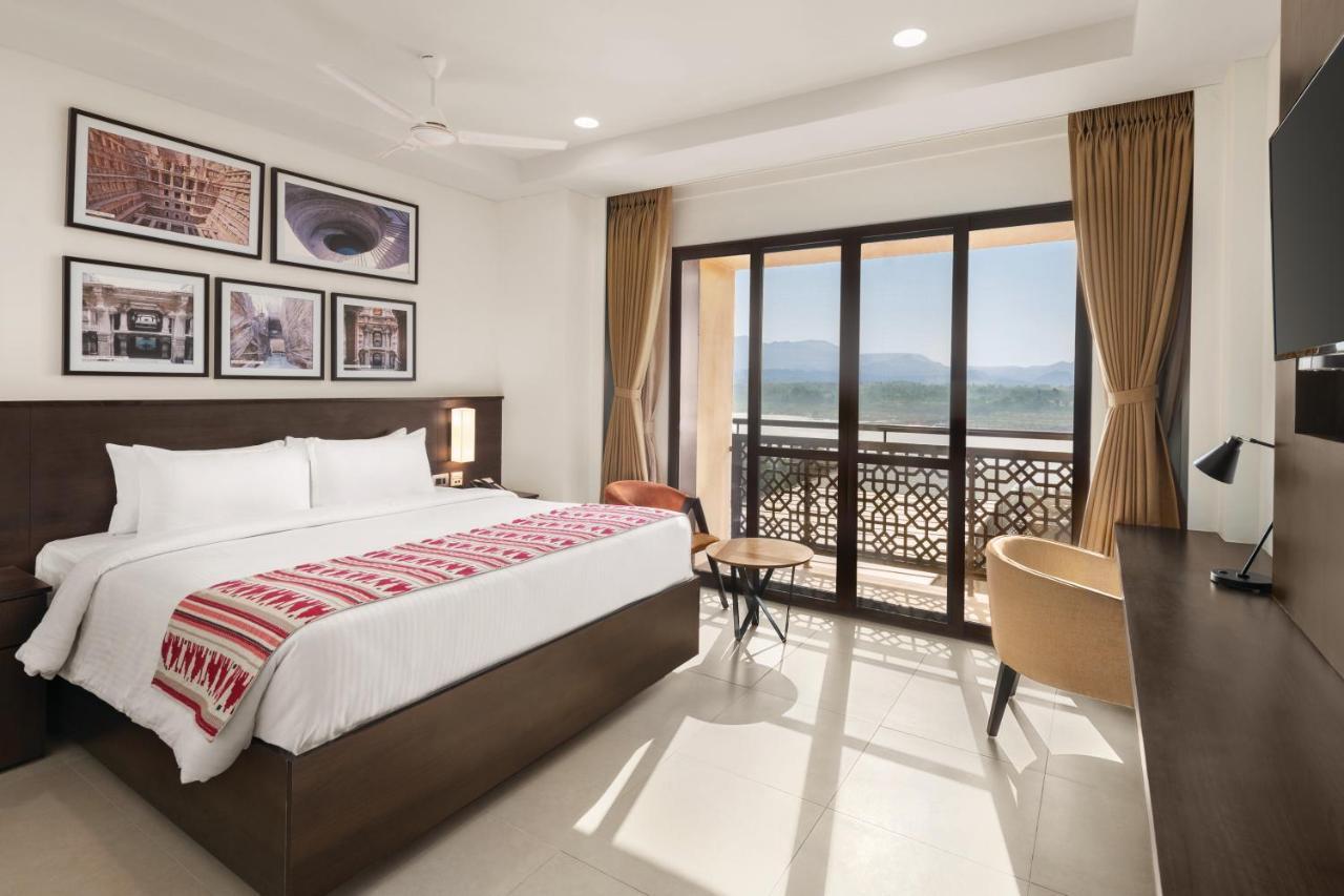 Ramada Encore By Wyndham Statue Of Unity Kevadia Extérieur photo