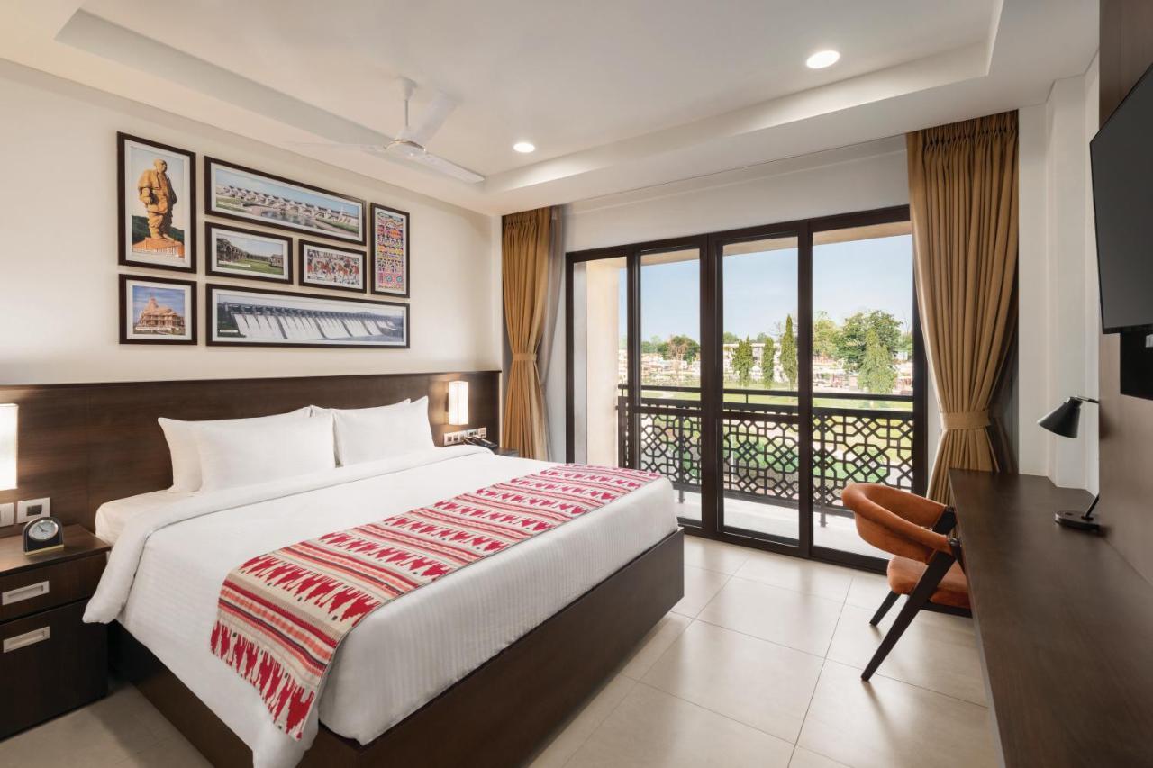 Ramada Encore By Wyndham Statue Of Unity Kevadia Extérieur photo